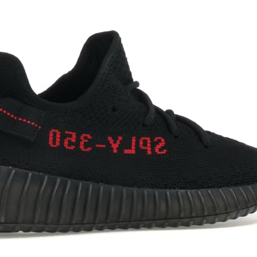 Yeezy boost 350 V2 Black Red Sneakers size 8 womens/7 men